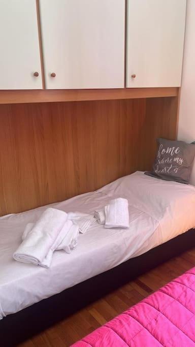 Sheila House Apartment Brenzone sul Garda Luaran gambar